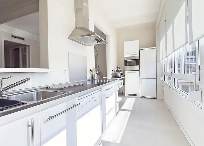 And Spacious Family Apartment Barcelona