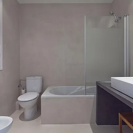 Apartment And Spacious Family *